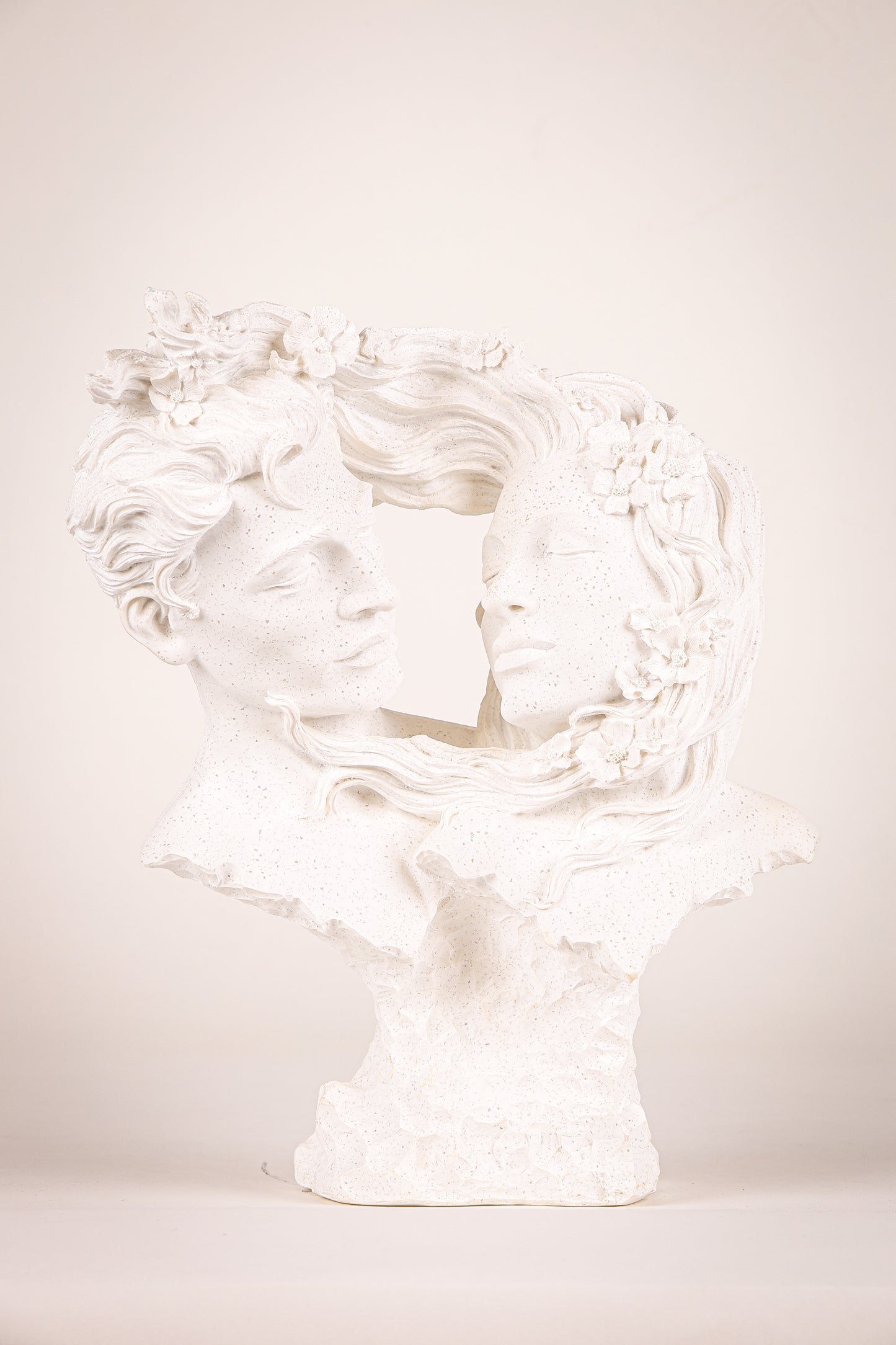 Premium Couple Showpiece- Sandstone