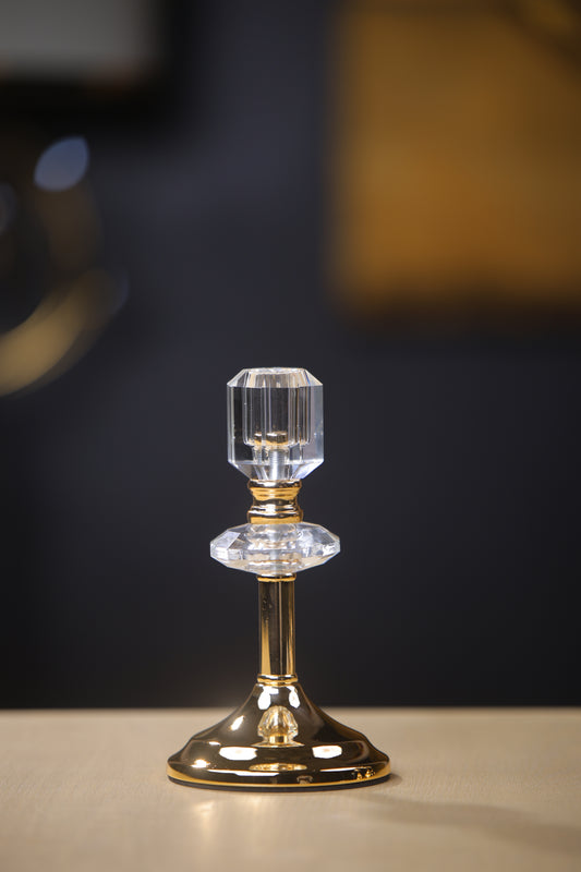 Glamorous Gold Candle Holder for Dining and Events