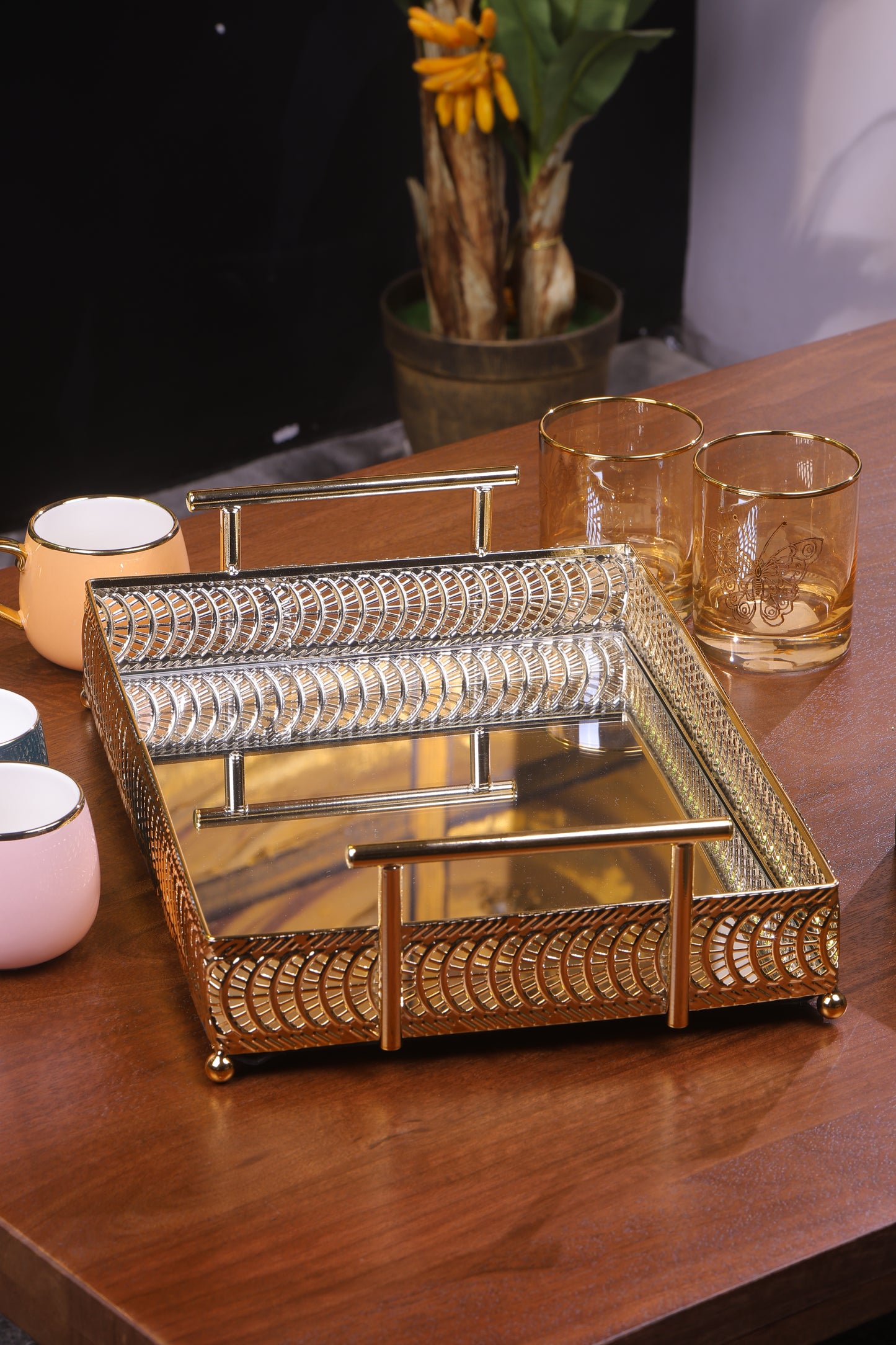 Golden Mirror Tray for Serving and D√©cor